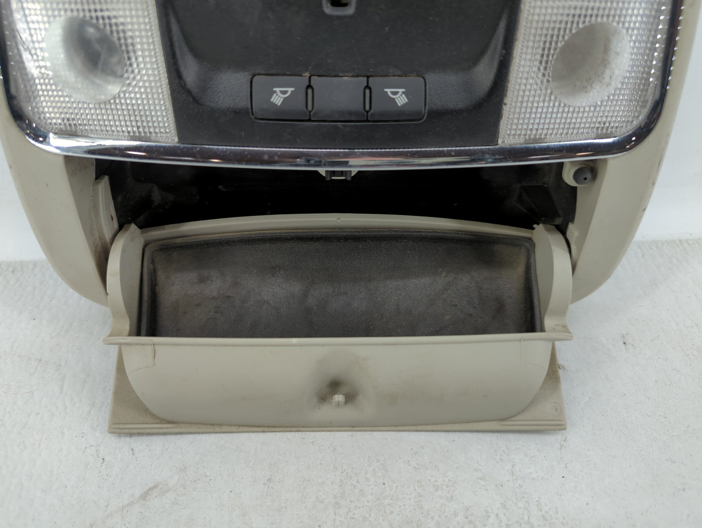 2012 Dodge Durango Overhead Roof Console - Oemusedautoparts1.com