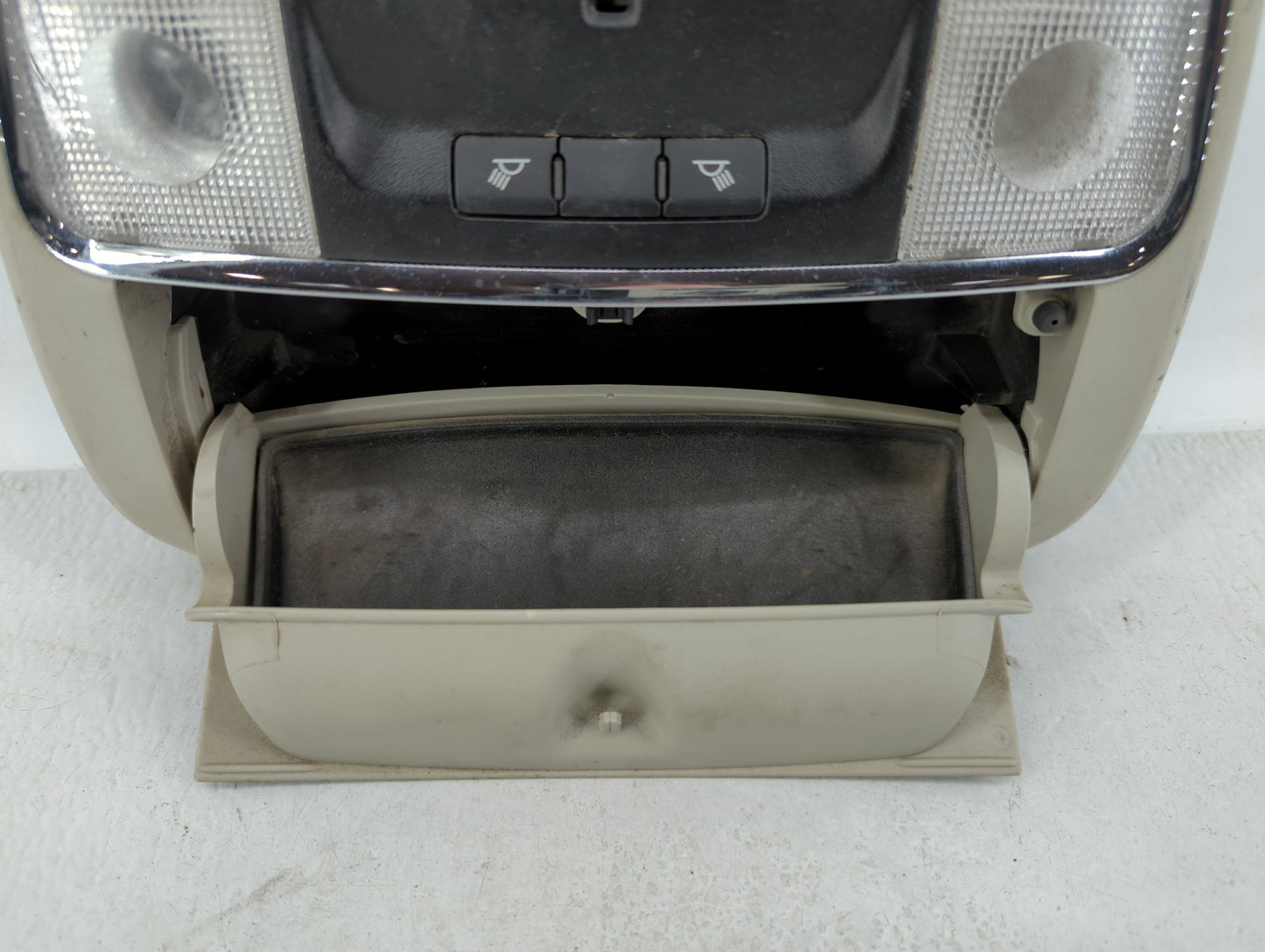 2012 Dodge Durango Overhead Roof Console - Oemusedautoparts1.com