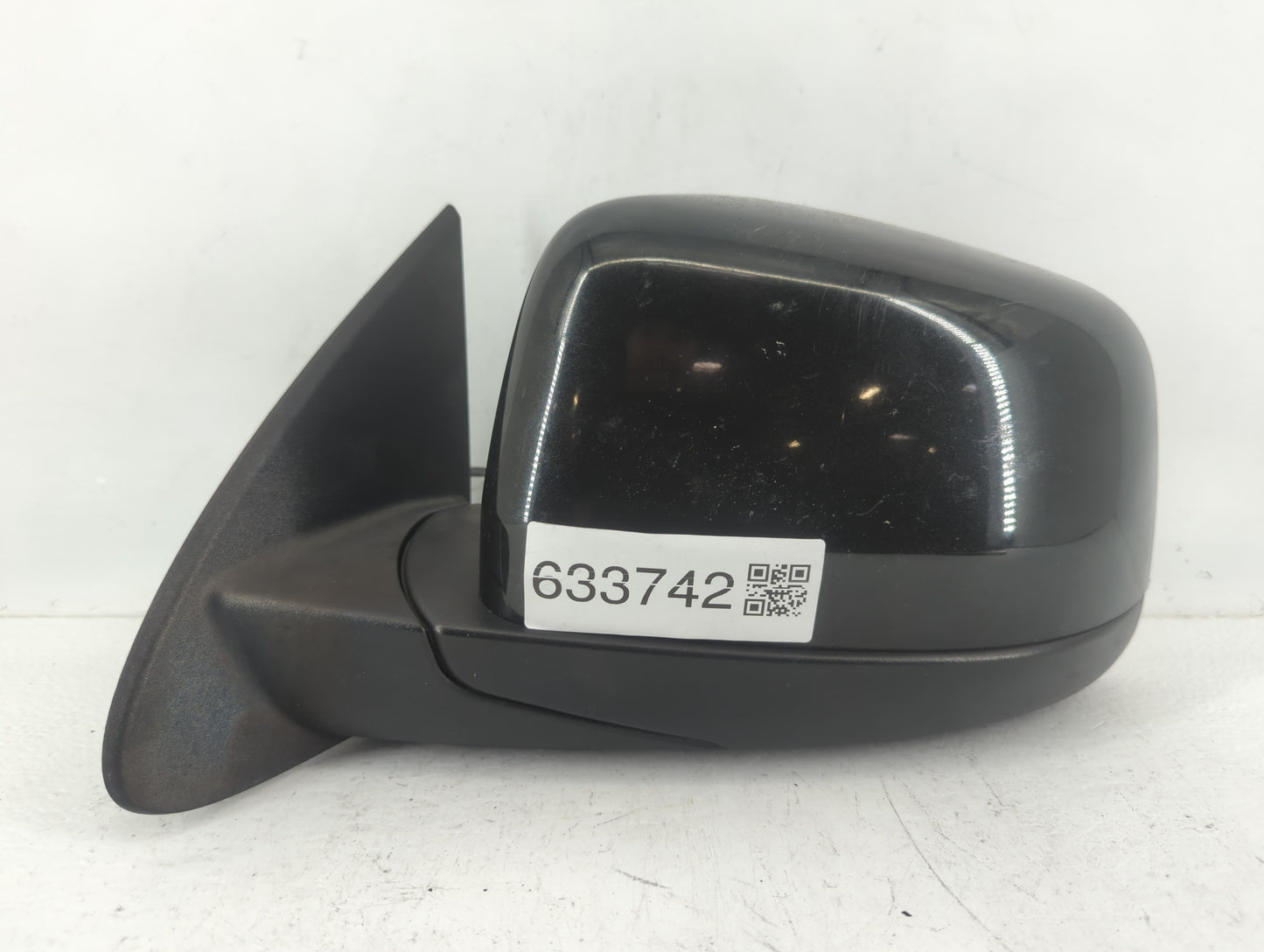 2012 Dodge Durango Driver Side View Mirror - Left Door Mirror OEM Used - Oemusedautoparts1.com