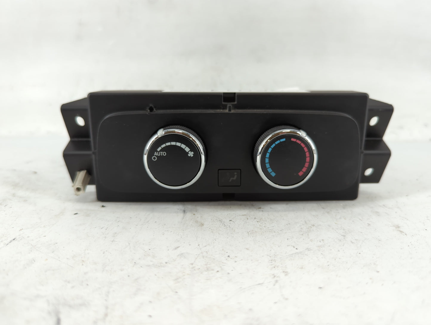 2011-2013 Dodge Durango Climate Control Module Temperature AC/Heater Replacement P/N:55111866AD Fits Fits 2011 2012 2013 OEM