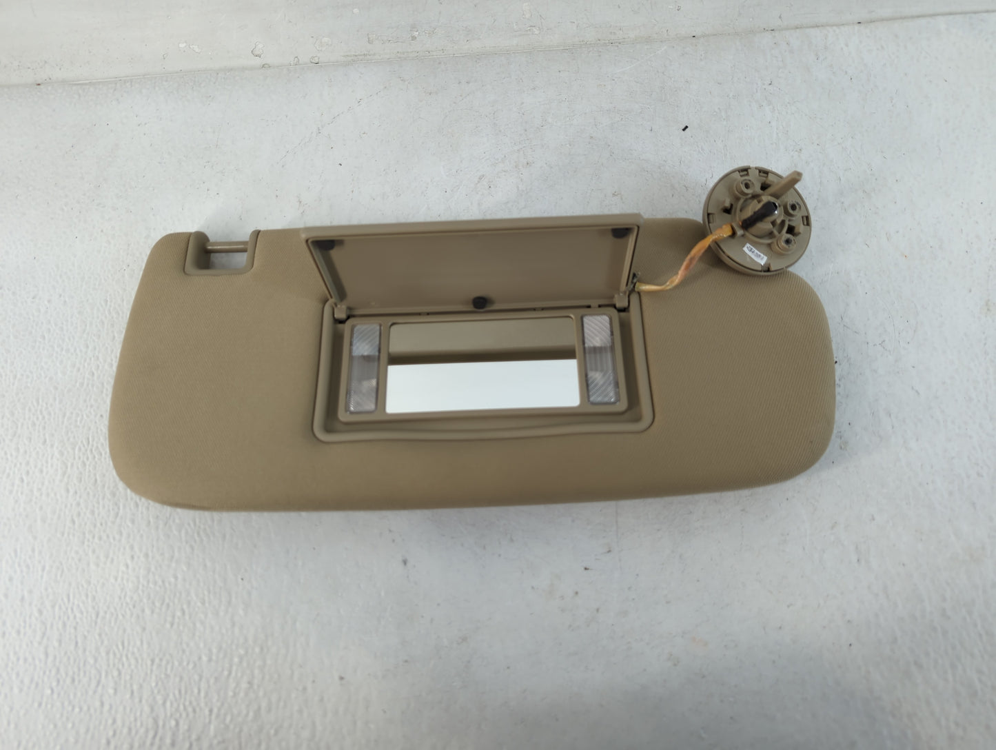 2011-2022 Dodge Durango Sun Visor Shade Replacement Passenger Right Mirror Fits OEM Used Auto Parts - Oemusedautoparts1.com
