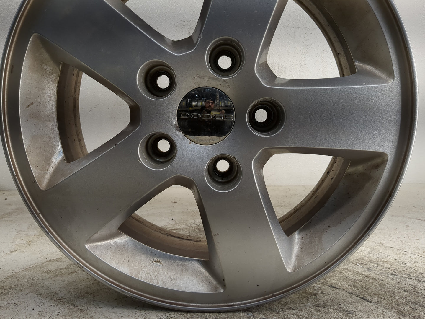 2008-2013 Dodge Grand Caravan Oem Wheel Rim 1190865 - Oemusedautoparts1.com
