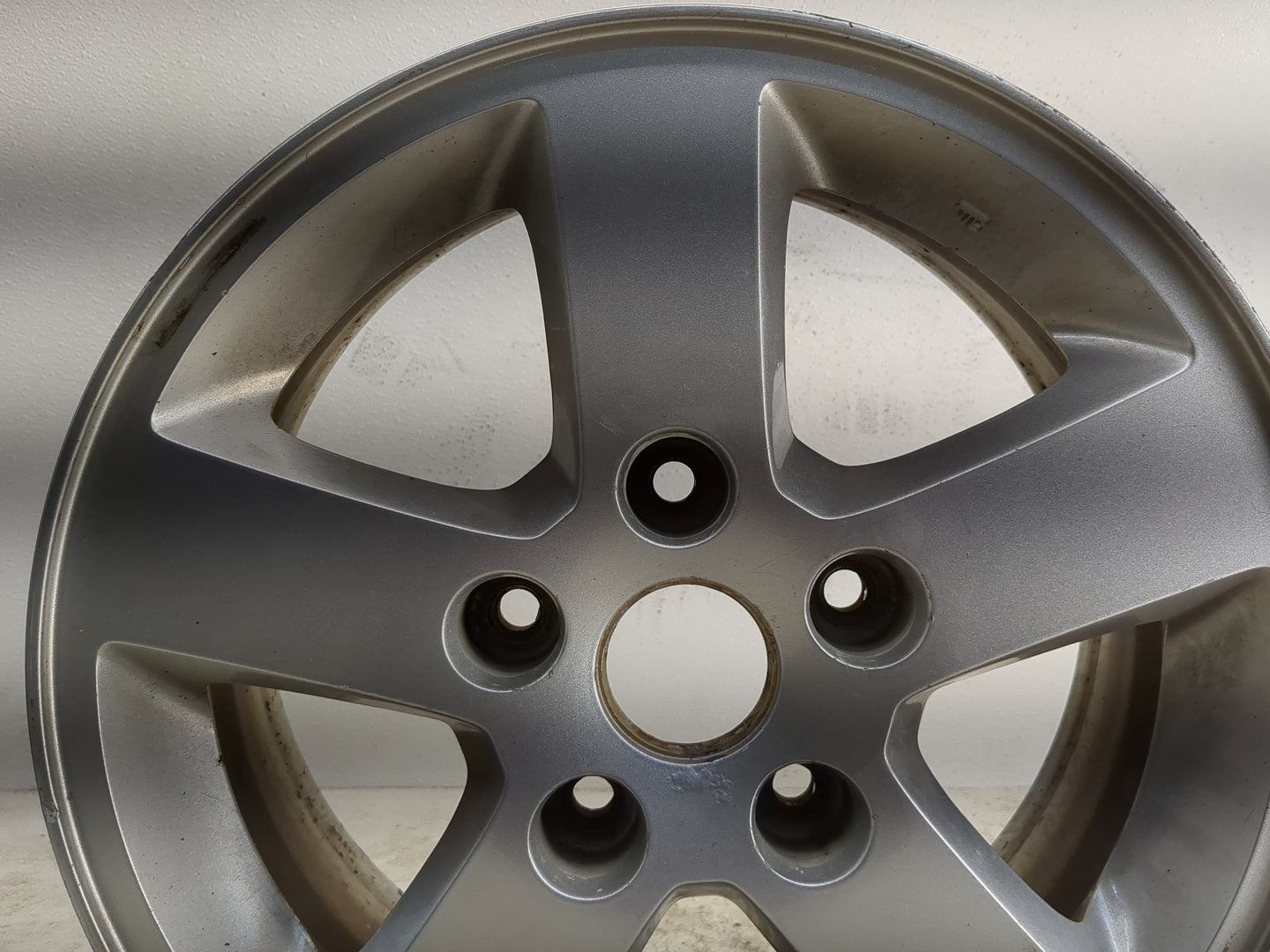 2008-2013 Dodge Grand Caravan Oem Wheel Rim - Oemusedautoparts1.com