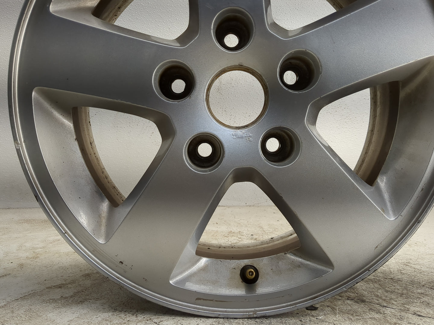 2008-2013 Dodge Grand Caravan Oem Wheel Rim - Oemusedautoparts1.com