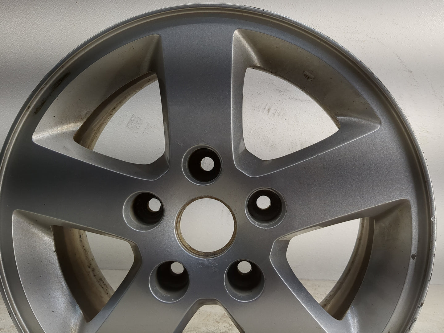 2008-2013 Dodge Grand Caravan Oem Wheel Rim - Oemusedautoparts1.com