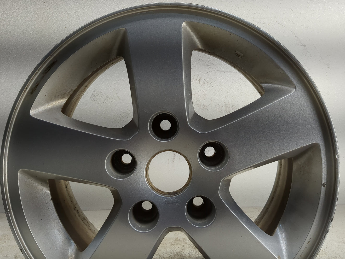 2008-2013 Dodge Grand Caravan Oem Wheel Rim - Oemusedautoparts1.com