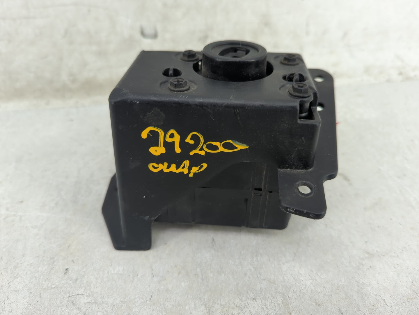 2011-2014 Dodge Grand Caravan Ignition Switch Oem 1192496 - Oemusedautoparts1.com