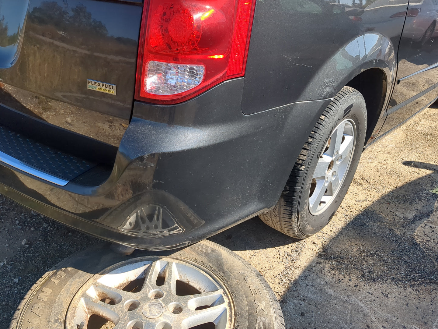 2011-2020 Dodge Grand Caravan Rear Bumper Assembly Oem - Oemusedautoparts1.com