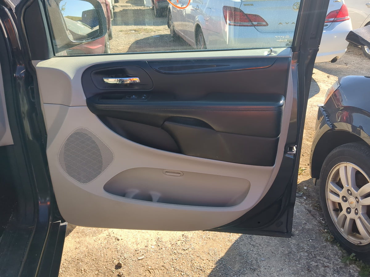 2012 Dodge Grand Caravan Front Right Passenger Interior Door Panel Trim 1192574 - Oemusedautoparts1.com