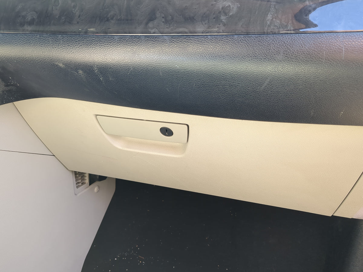 2012 Dodge Grand Caravan Passenger Glove Box Door Storage Compartment 1192598 - Oemusedautoparts1.com