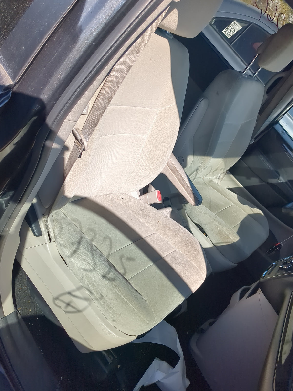 2011-2018 Dodge Grand Caravan Passenger Front Seat Oem 1192606 - Oemusedautoparts1.com
