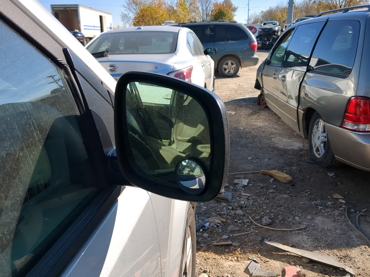 2011-2020 Dodge Grand Caravan Passenger Side View Mirror - Right Door Mirror OEM Used - Oemusedautoparts1.com