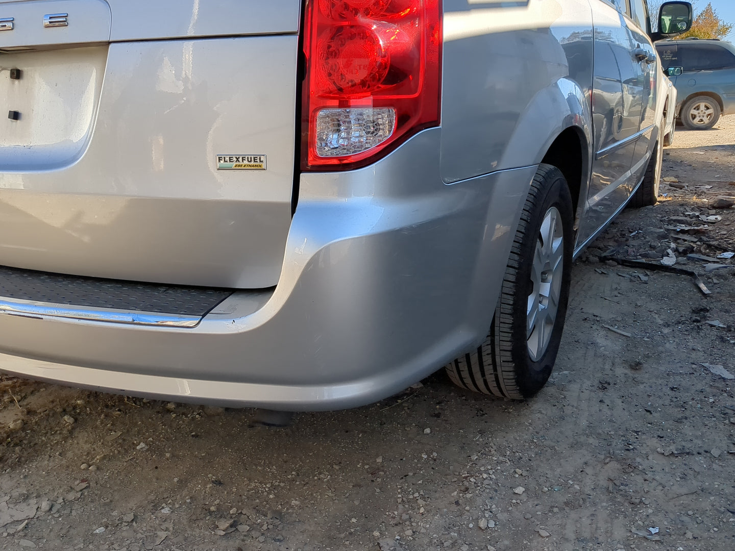 2011-2020 Dodge Grand Caravan Rear Bumper Assembly Oem 1222827 - Oemusedautoparts1.com