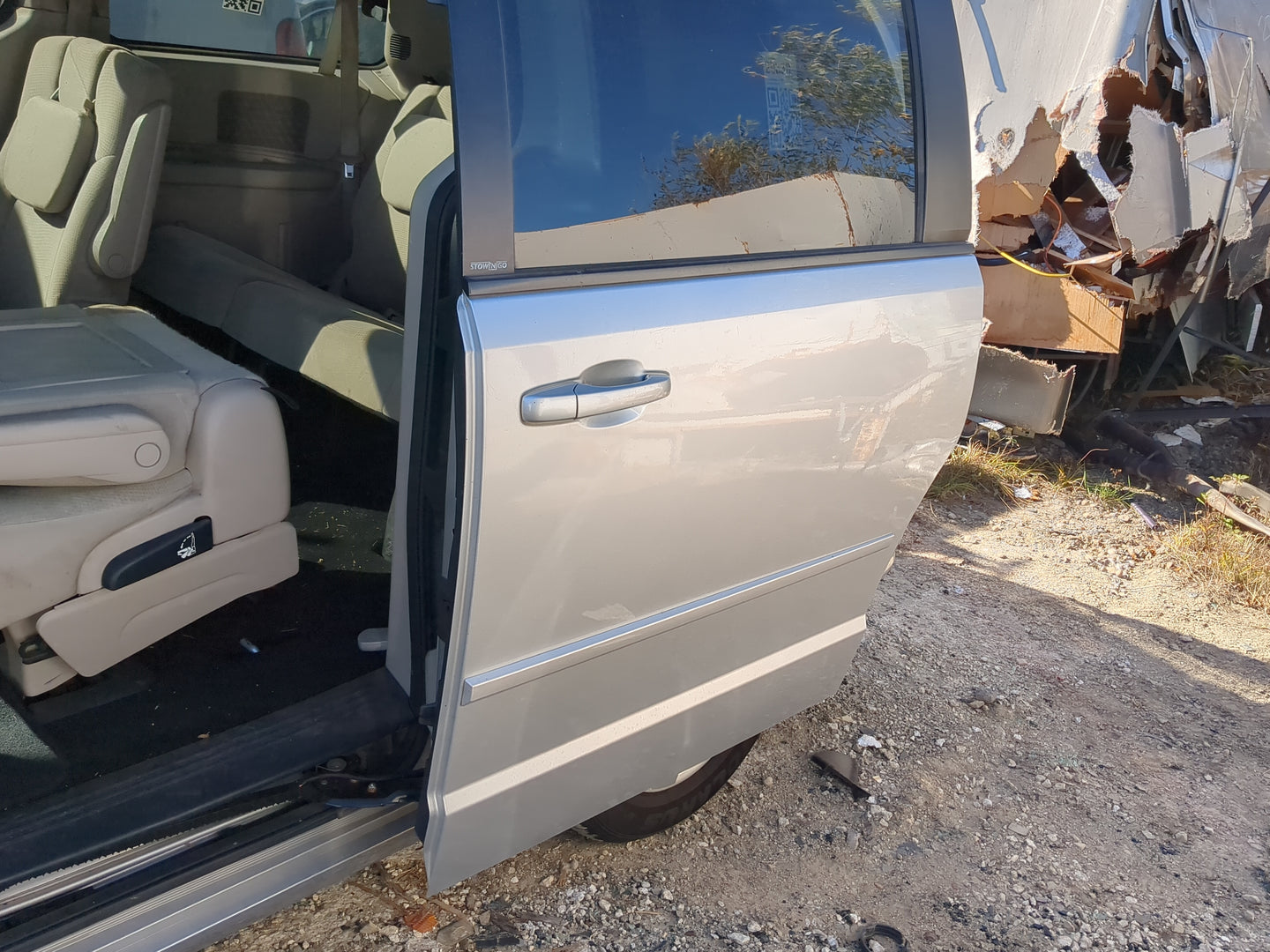 2008-2020 Dodge Grand Caravan Driver Rear Door Oem - Oemusedautoparts1.com