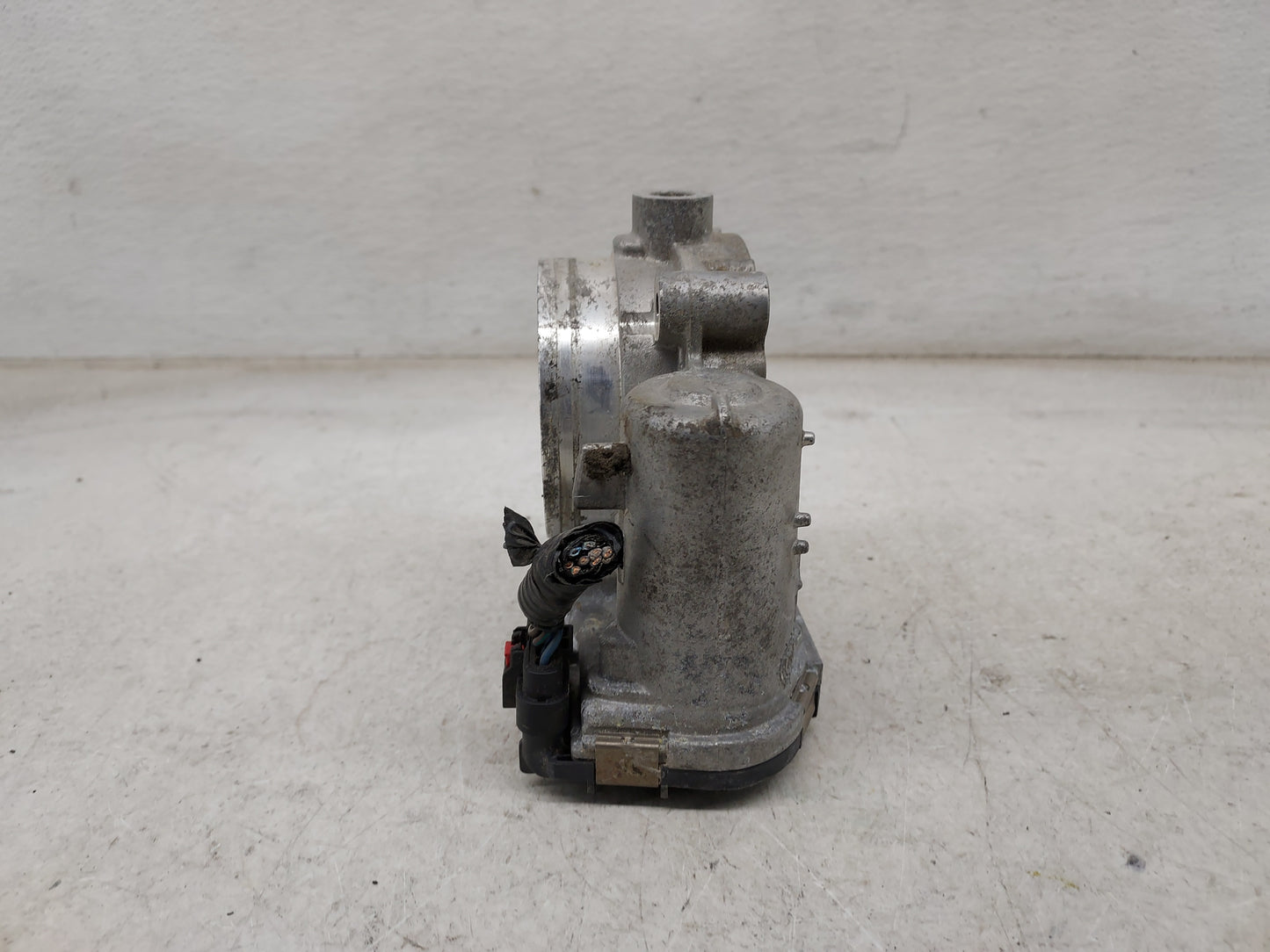 2011-2020 Dodge Grand Caravan Throttle Body P/N:05184349AC 05184349AE Fits OEM Used Auto Parts - Oemusedautoparts1.com