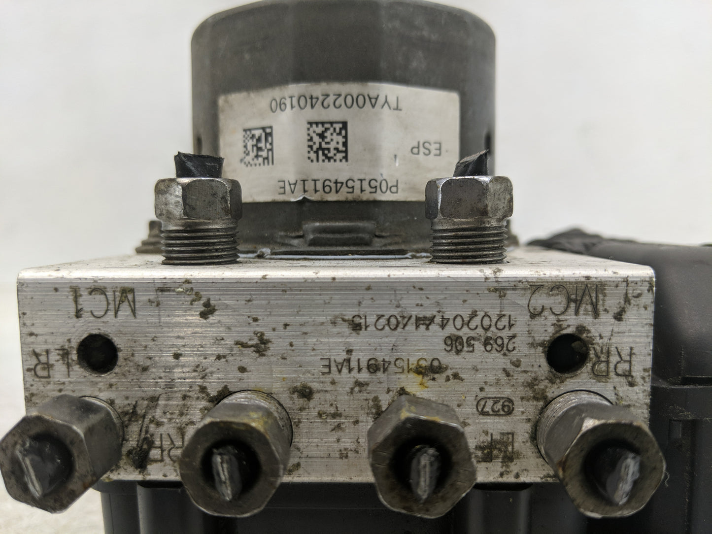 2012 Dodge Grand Caravan ABS Pump Control Module Replacement P/N:P05154911AE Fits OEM Used Auto Parts - Oemusedautoparts1.co