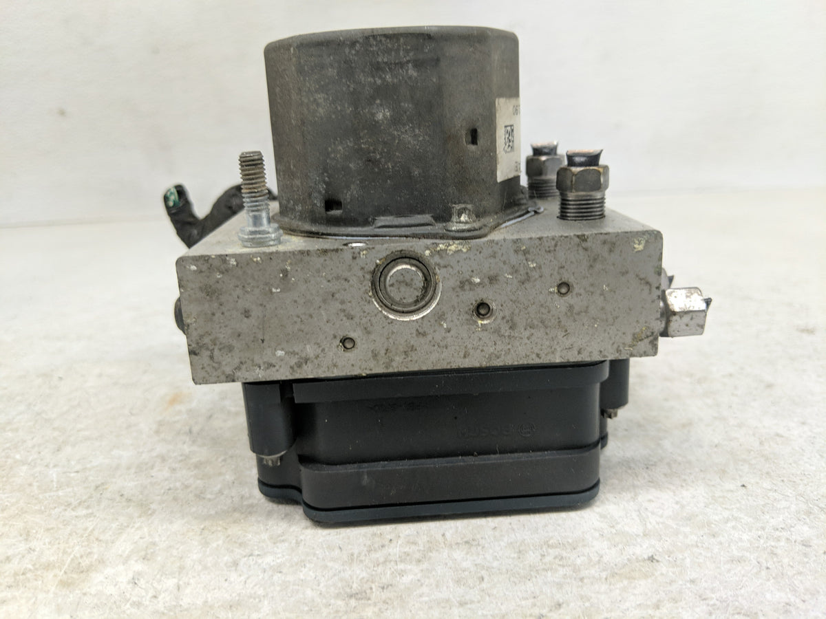 2012 Dodge Grand Caravan Anti-Lock Brake ABS Pump Module Actuator OEM P/N:P05154911AE Fits OEM Used Auto Parts - Oemusedauto