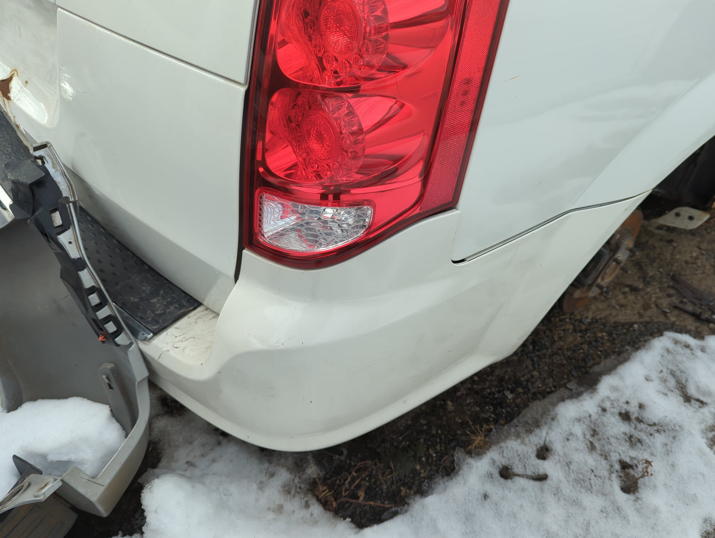 2011-2020 Dodge Grand Caravan Rear Bumper Assembly Oem - Oemusedautoparts1.com