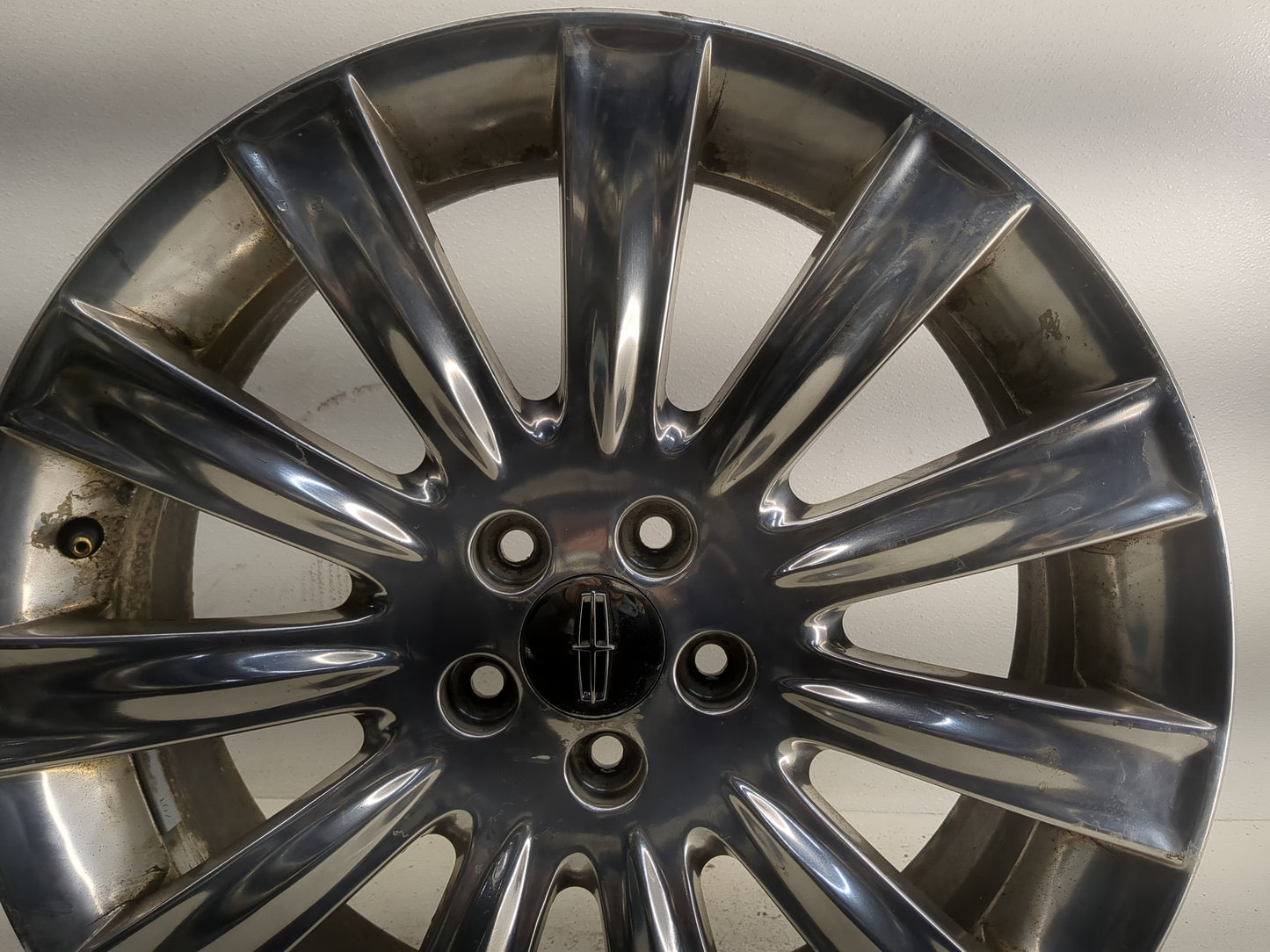 Dodge Grand Caravan Oem Wheel Rim 1312698 - Oemusedautoparts1.com