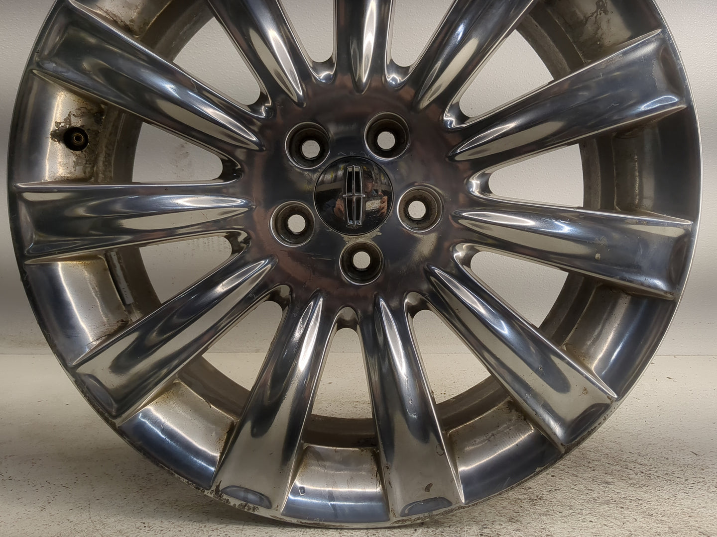 Dodge Grand Caravan Oem Wheel Rim 1312698 - Oemusedautoparts1.com