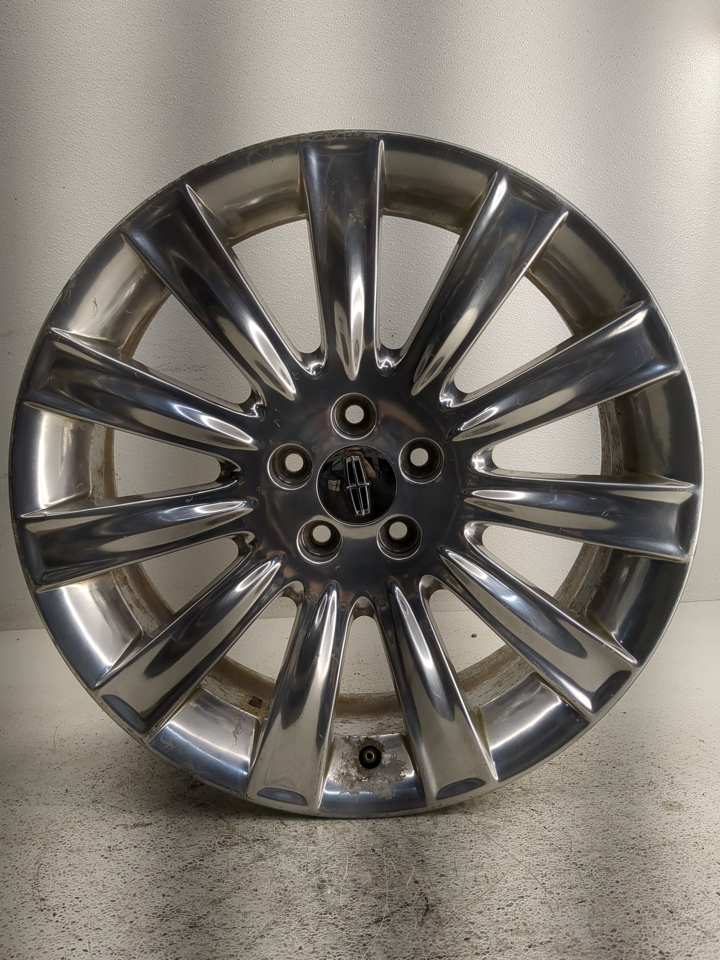 2012 Dodge Grand Caravan Oem Wheel Rim - Oemusedautoparts1.com