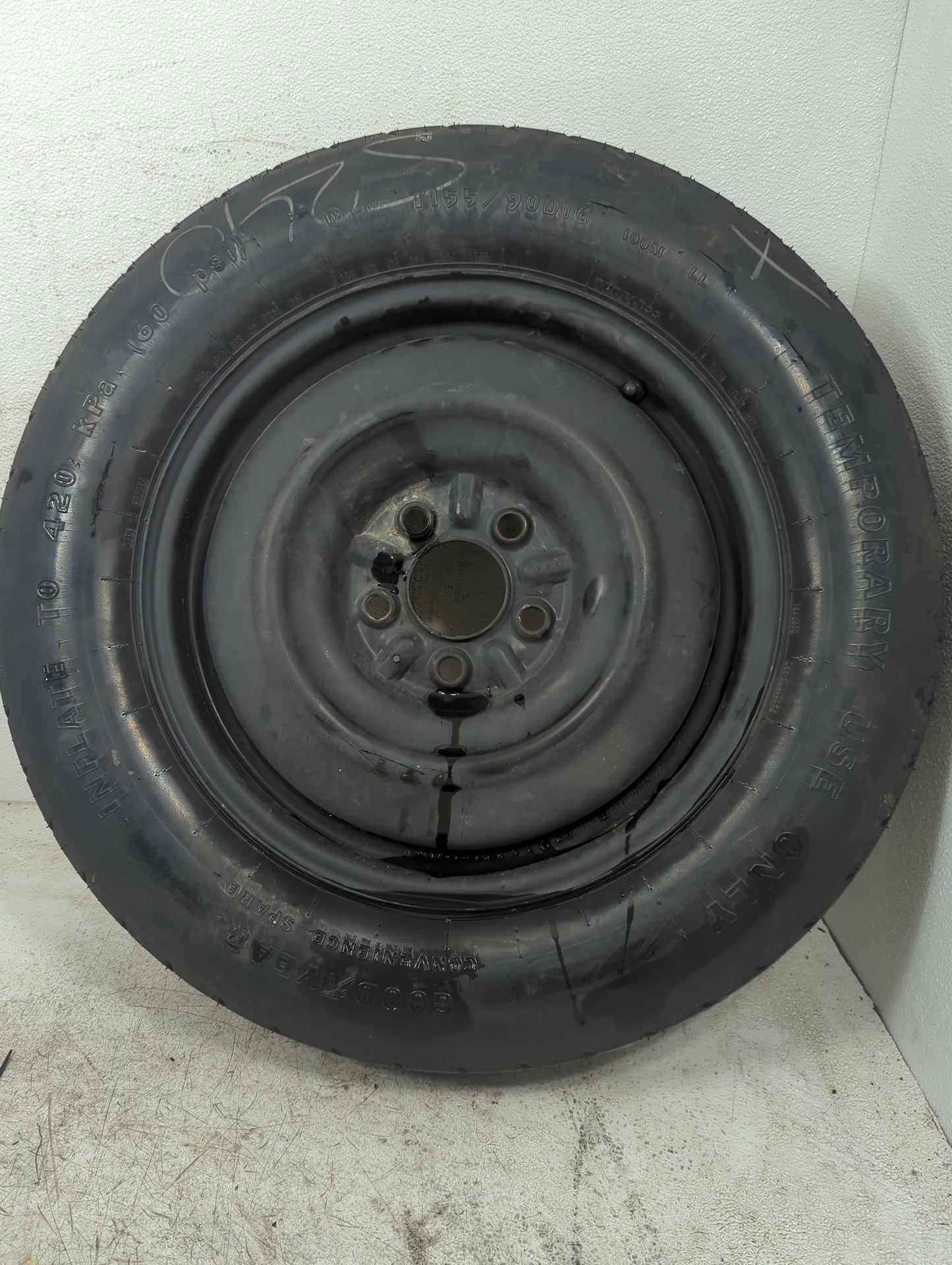 2008-2015 Dodge Grand Caravan Spare Donut Tire Wheel Rim Oem 1312702 - Oemusedautoparts1.com