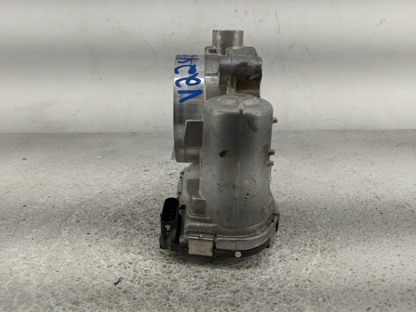 2011-2020 Dodge Grand Caravan Throttle Body P/N:0 280 750 770 05184349AE Fits OEM Used Auto Parts - Oemusedautoparts1.com