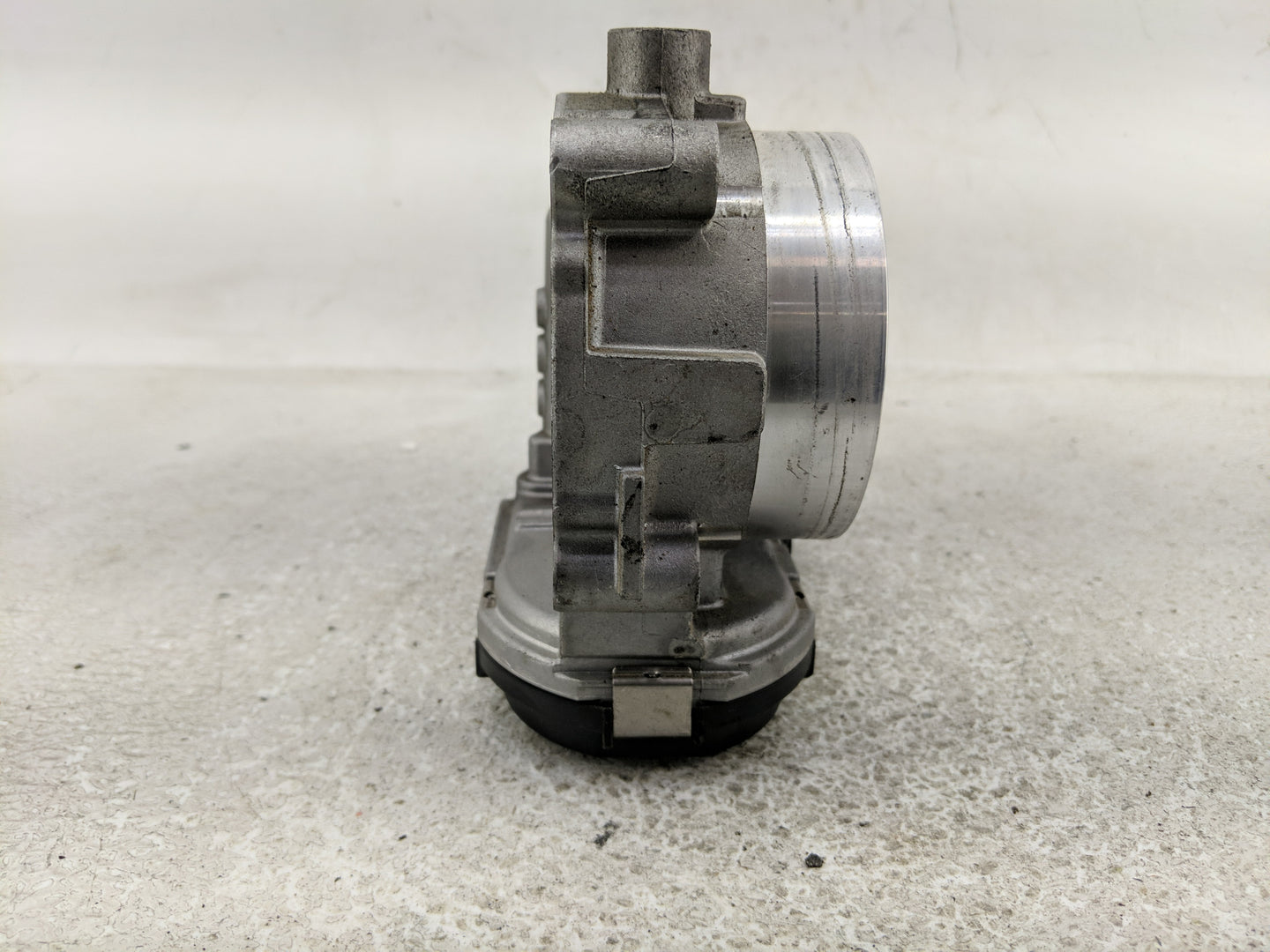 2011-2020 Dodge Grand Caravan Throttle Body P/N:05184349AC 0 280 750 770 Fits OEM Used Auto Parts - Oemusedautoparts1.com