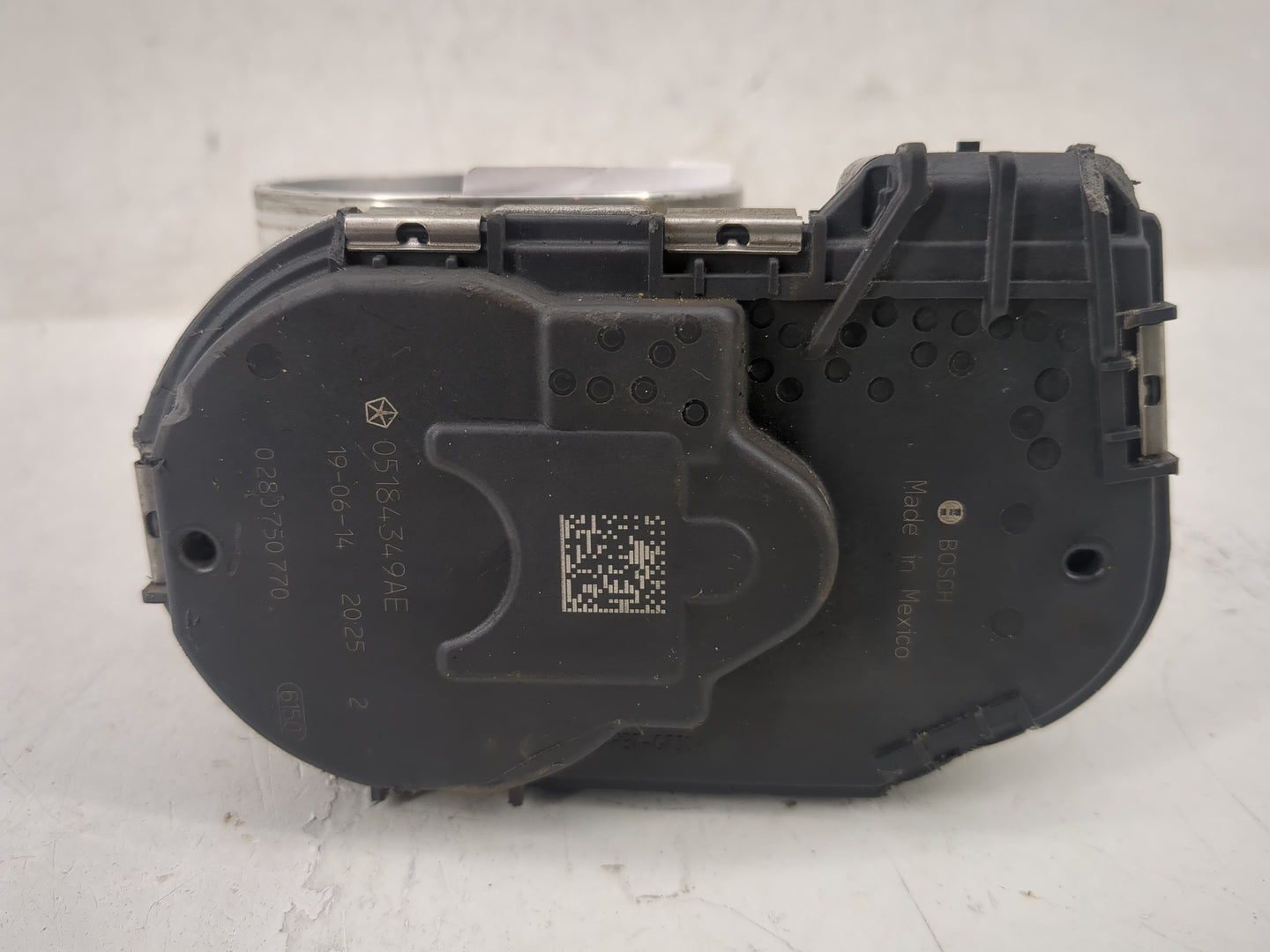 2011-2020 Dodge Grand Caravan Throttle Body P/N:0 280 750 770 05184349AE Fits OEM Used Auto Parts - Oemusedautoparts1.com