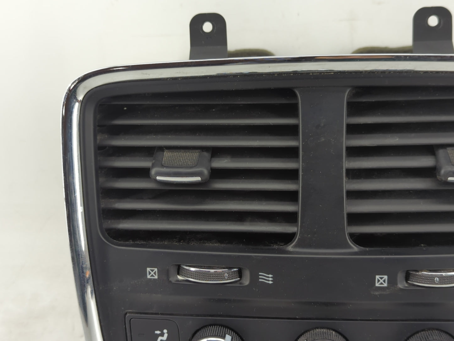 2011-2020 Dodge Grand Caravan Climate Control Module Temperature AC/Heater Replacement P/N:55111240AH Fits OEM Used Auto Par