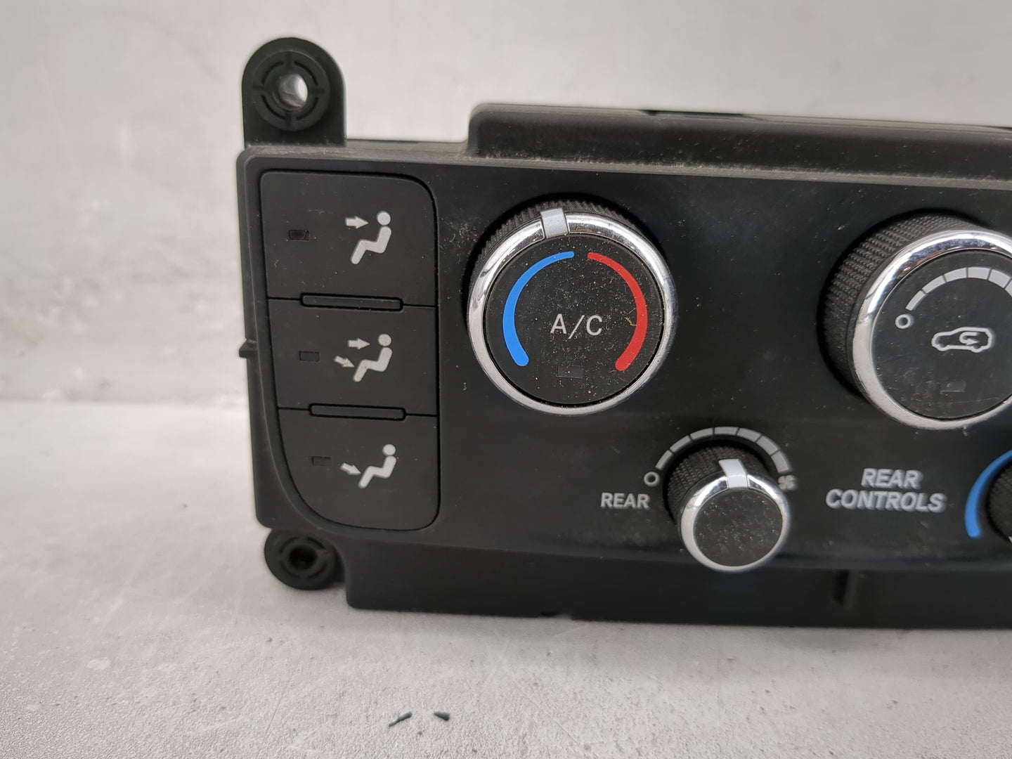 2011-2020 Dodge Grand Caravan Climate Control Module Temperature AC/Heater Replacement P/N:P55111240AF Fits OEM Used Auto Pa