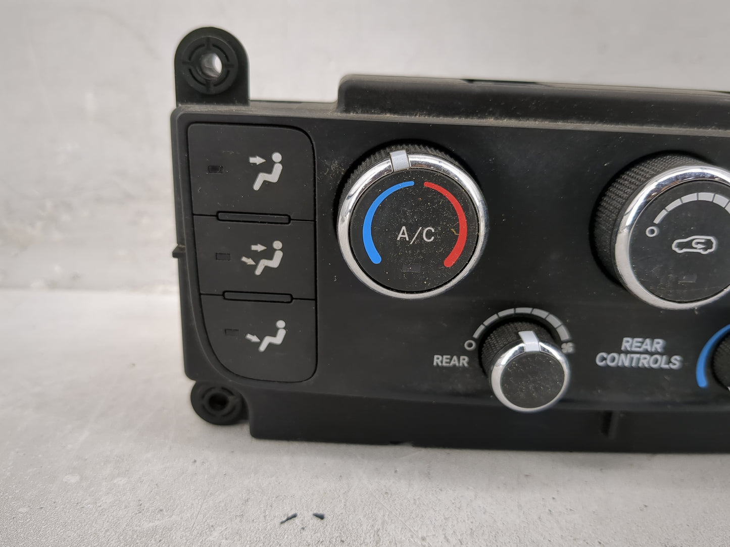 2011-2020 Dodge Grand Caravan Climate Control Module Temperature AC/Heater Replacement P/N:P55111240AF Fits OEM Used Auto Pa