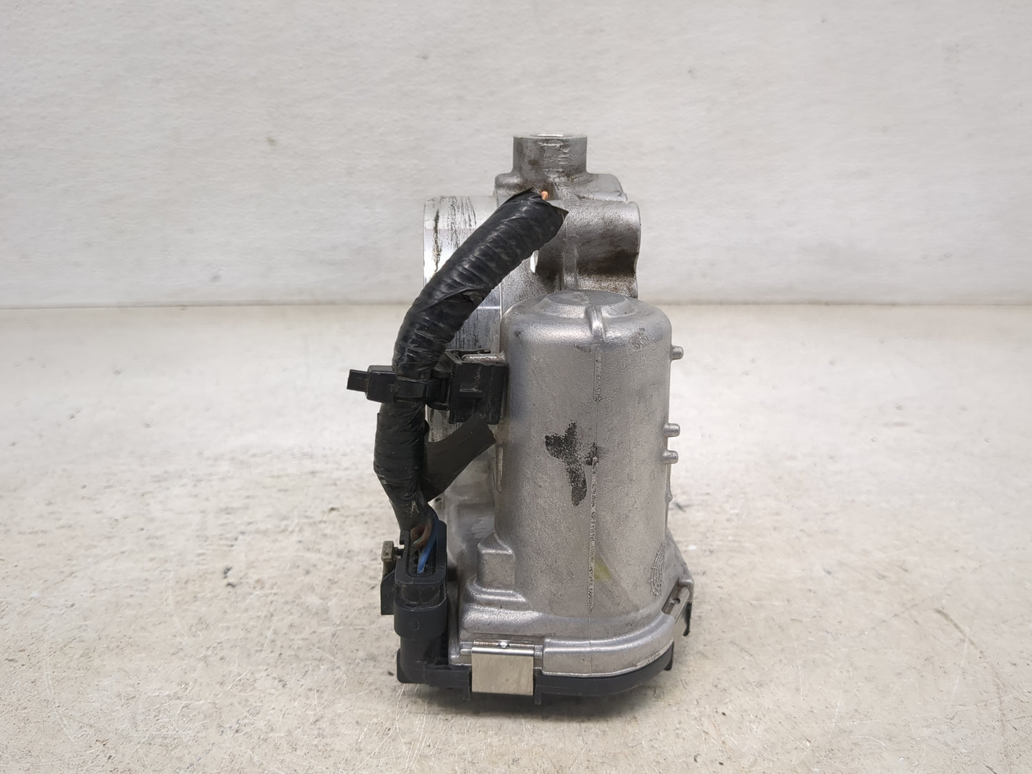 2011-2020 Dodge Grand Caravan Throttle Body P/N:05184349AE 0280750770 Fits OEM Used Auto Parts - Oemusedautoparts1.com