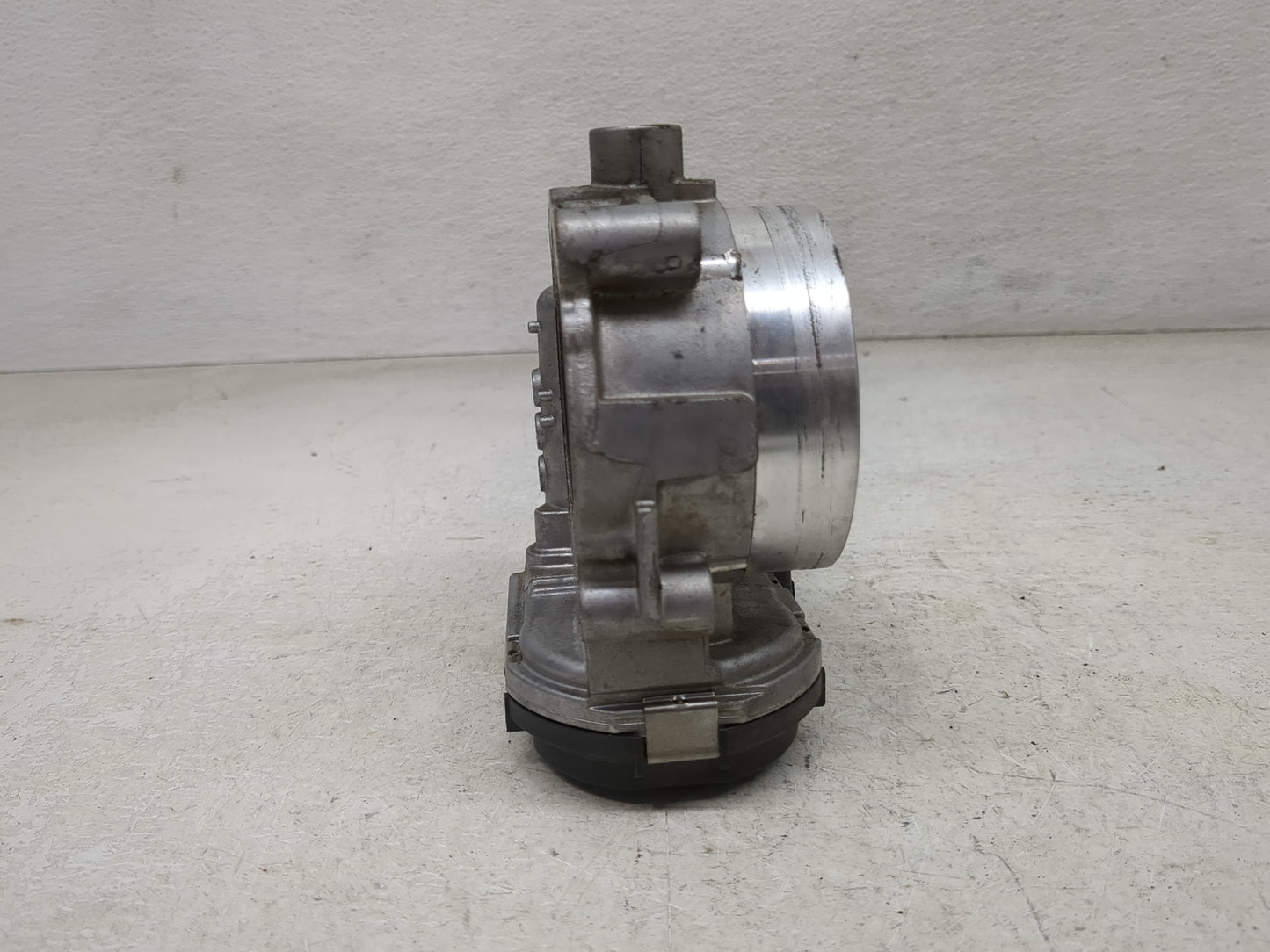 2011-2020 Dodge Grand Caravan Throttle Body P/N:05184349AC 0280750570 Fits OEM Used Auto Parts - Oemusedautoparts1.com