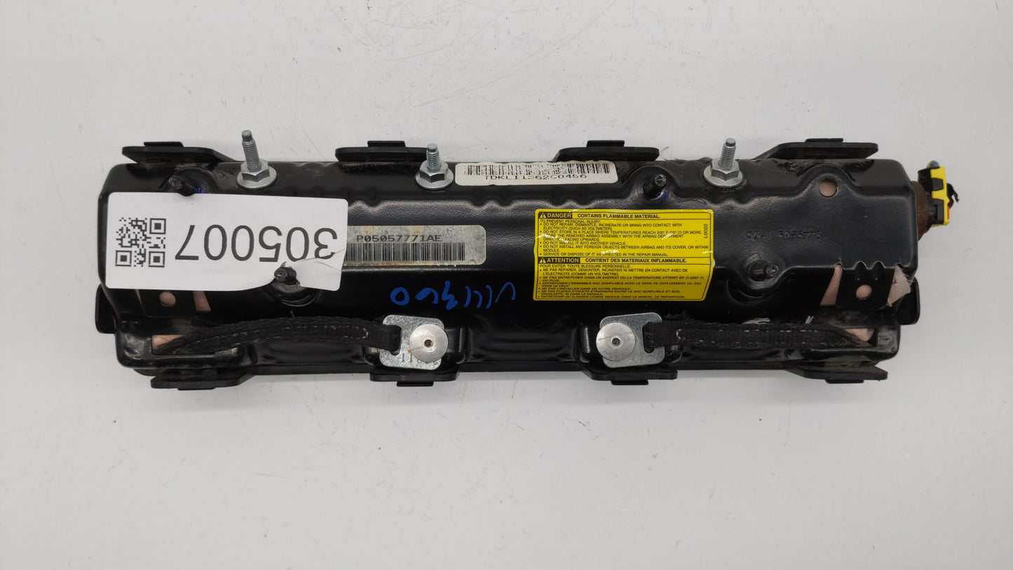 2012 Dodge Grand Caravan Air Bag Driver Left Steering Wheel Mounted P/N:05057850AH P05057771AE Fits OEM Used Auto Parts - Oe