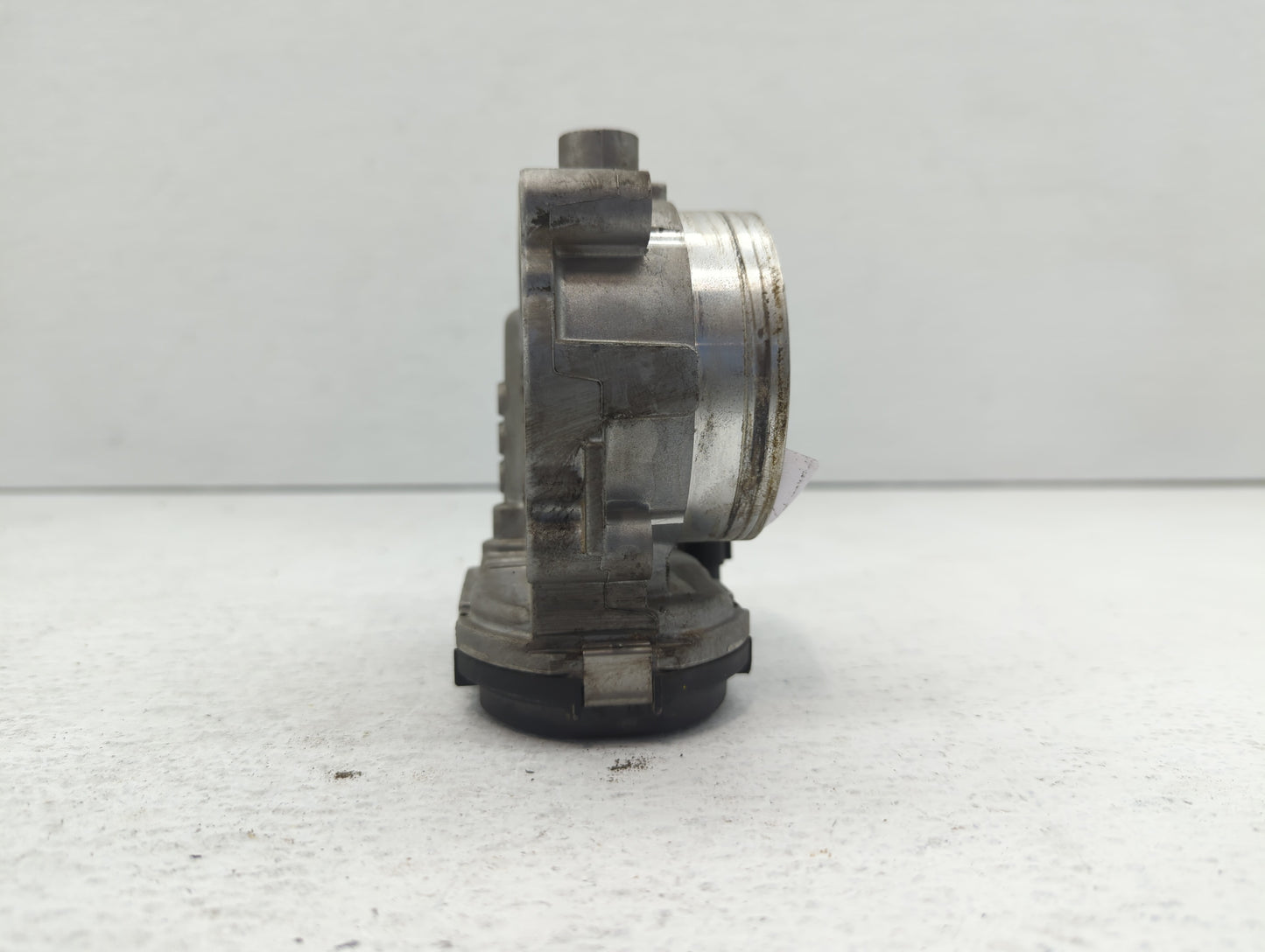 2011-2020 Dodge Grand Caravan Throttle Body P/N:05184349AC 05184349AF Fits OEM Used Auto Parts - Oemusedautoparts1.com