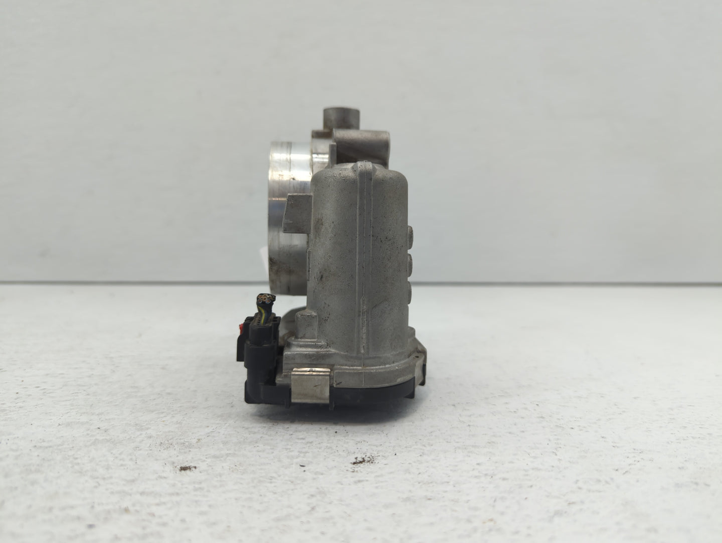 2011-2020 Dodge Grand Caravan Throttle Body P/N:05184349AC 05184349AF Fits OEM Used Auto Parts - Oemusedautoparts1.com