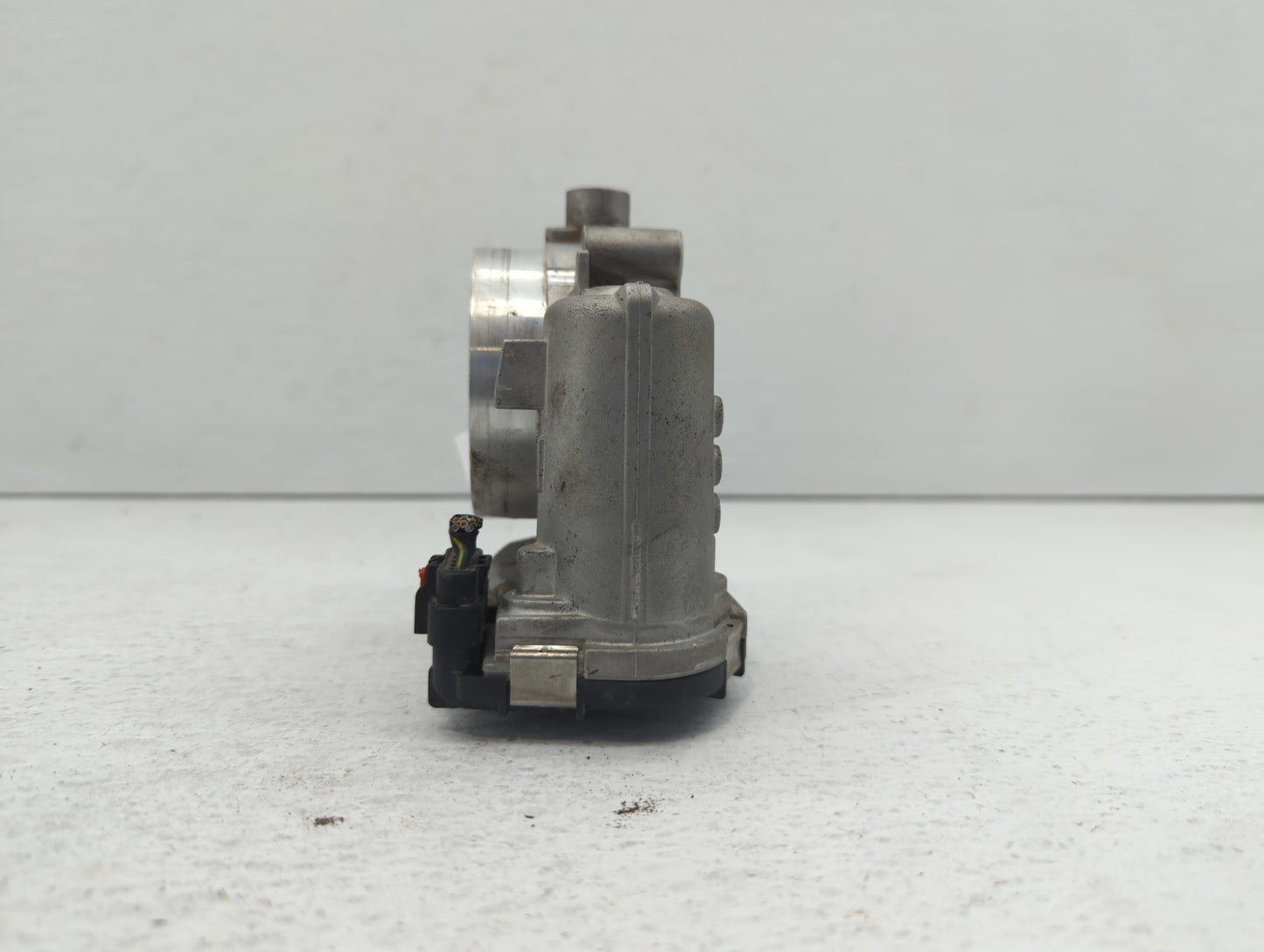 2011-2020 Dodge Grand Caravan Throttle Body P/N:05184349AC 05184349AF Fits OEM Used Auto Parts - Oemusedautoparts1.com