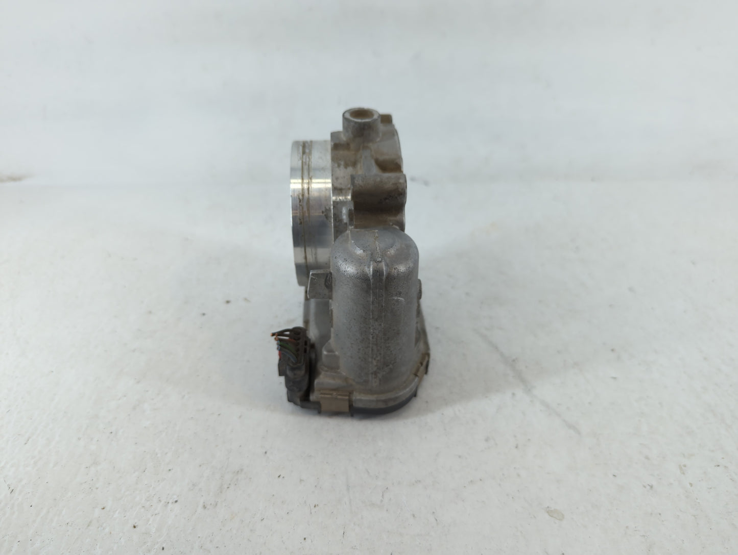 2011-2020 Dodge Grand Caravan Throttle Body P/N:05184349AC 0 280 750 570 Fits OEM Used Auto Parts - Oemusedautoparts1.com