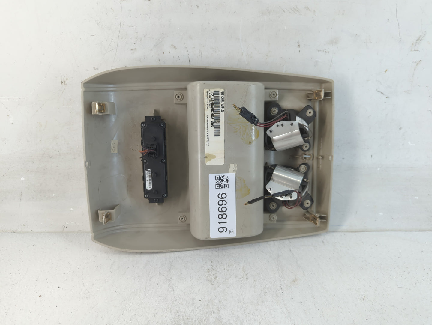2012 Dodge Grand Caravan Overhead Roof Console - Oemusedautoparts1.com