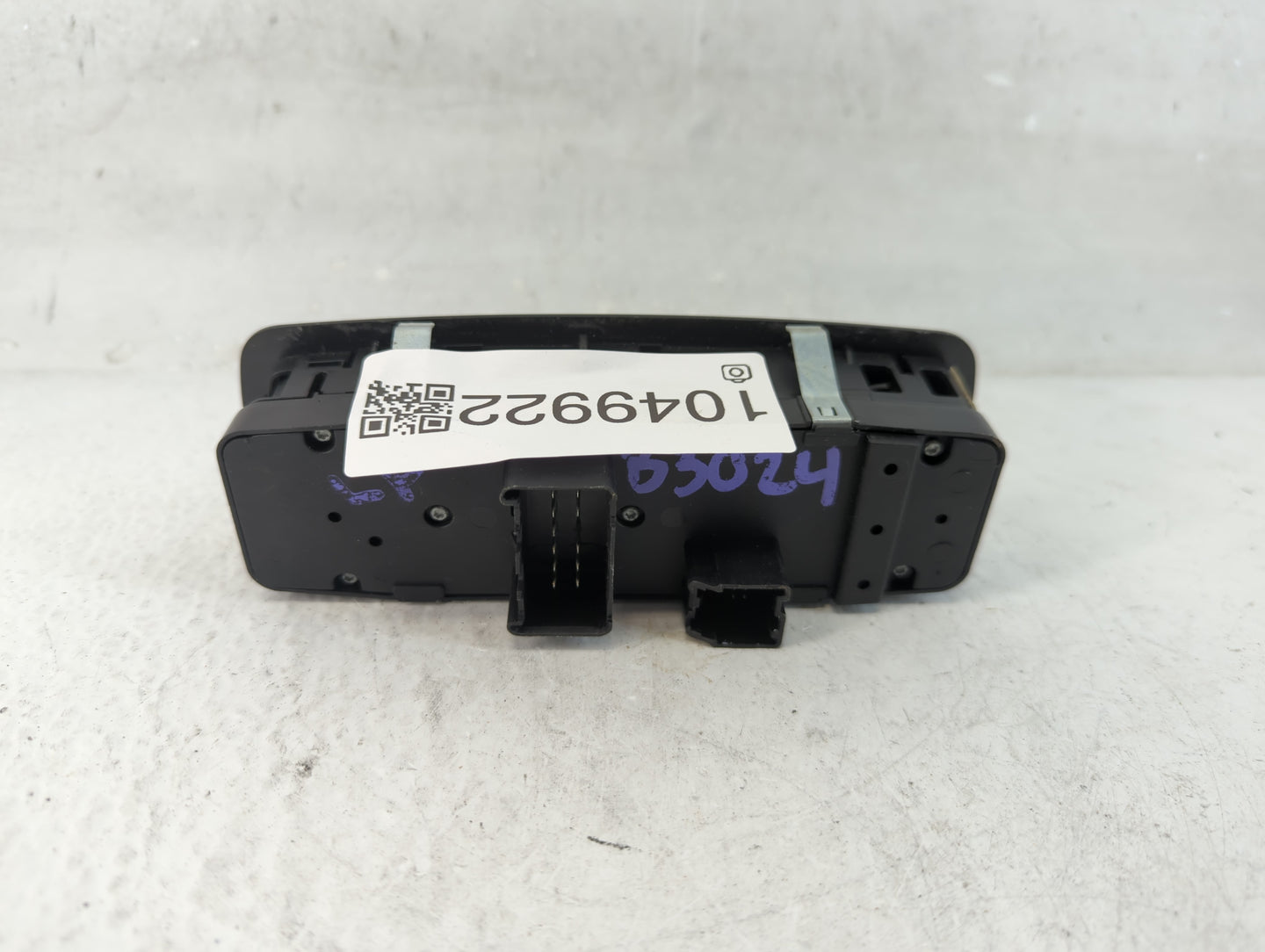 2012 Dodge Journey Master Power Window Switch Replacement Driver Side Left P/N:68084 001AB Fits OEM Used Auto Parts - Oemuse