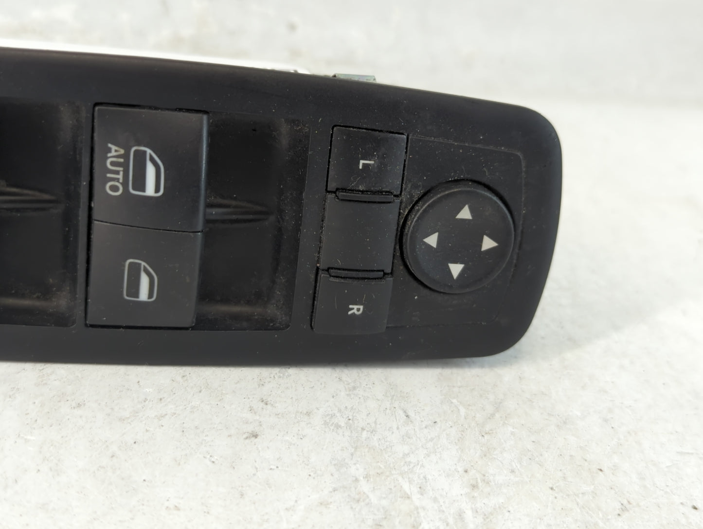 2012 Dodge Journey Master Power Window Switch Replacement Driver Side Left P/N:68084001AB Fits OEM Used Auto Parts - Oemused