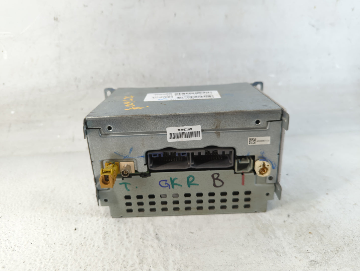 2011-2012 Dodge Journey Radio AM FM Cd Player Receiver Replacement P/N:P05091101AC Fits Fits 2011 2012 OEM Used Auto Parts -