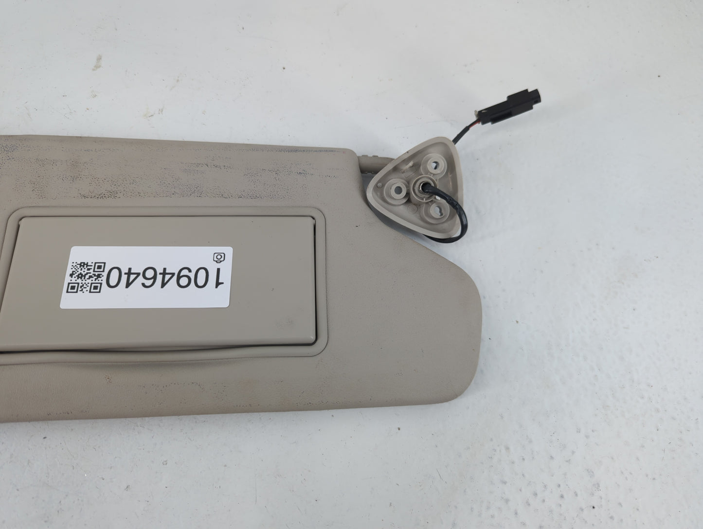 2011-2020 Dodge Journey Sun Visor Shade Replacement Passenger Right Mirror Fits OEM Used Auto Parts - Oemusedautoparts1.com