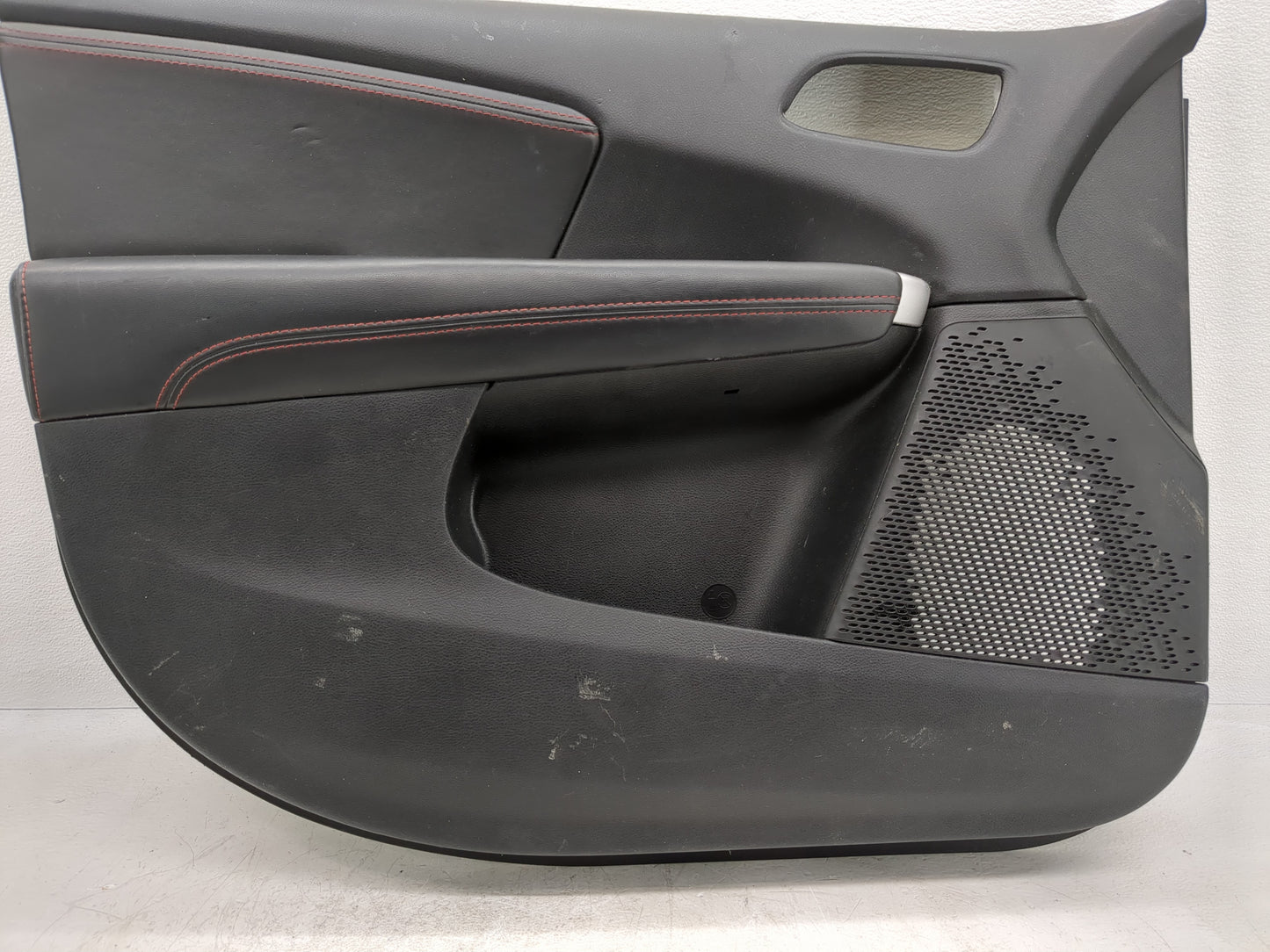 2011 Dodge Journey Front Left Driver Interior Door Panel Trim - Oemusedautoparts1.com