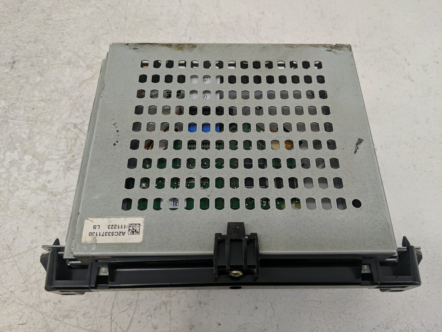 2011-2012 Dodge Journey Radio AM FM Cd Player Receiver Replacement P/N:P05091101AI Fits Fits 2011 2012 OEM Used Auto Parts -