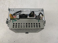 2011-2012 Dodge Journey Radio AM FM Cd Player Receiver Replacement P/N:P05091101AI Fits Fits 2011 2012 OEM Used Auto Parts -