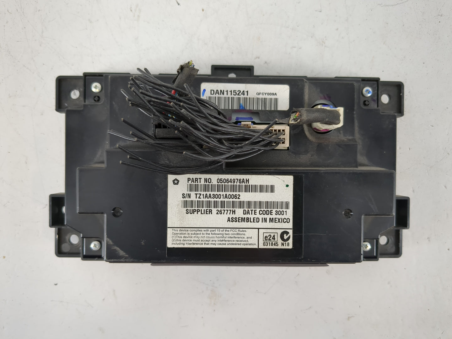 2012 Dodge Journey Radio AM FM Cd Player Receiver Replacement P/N:P05091411AF Fits OEM Used Auto Parts - Oemusedautoparts1.c