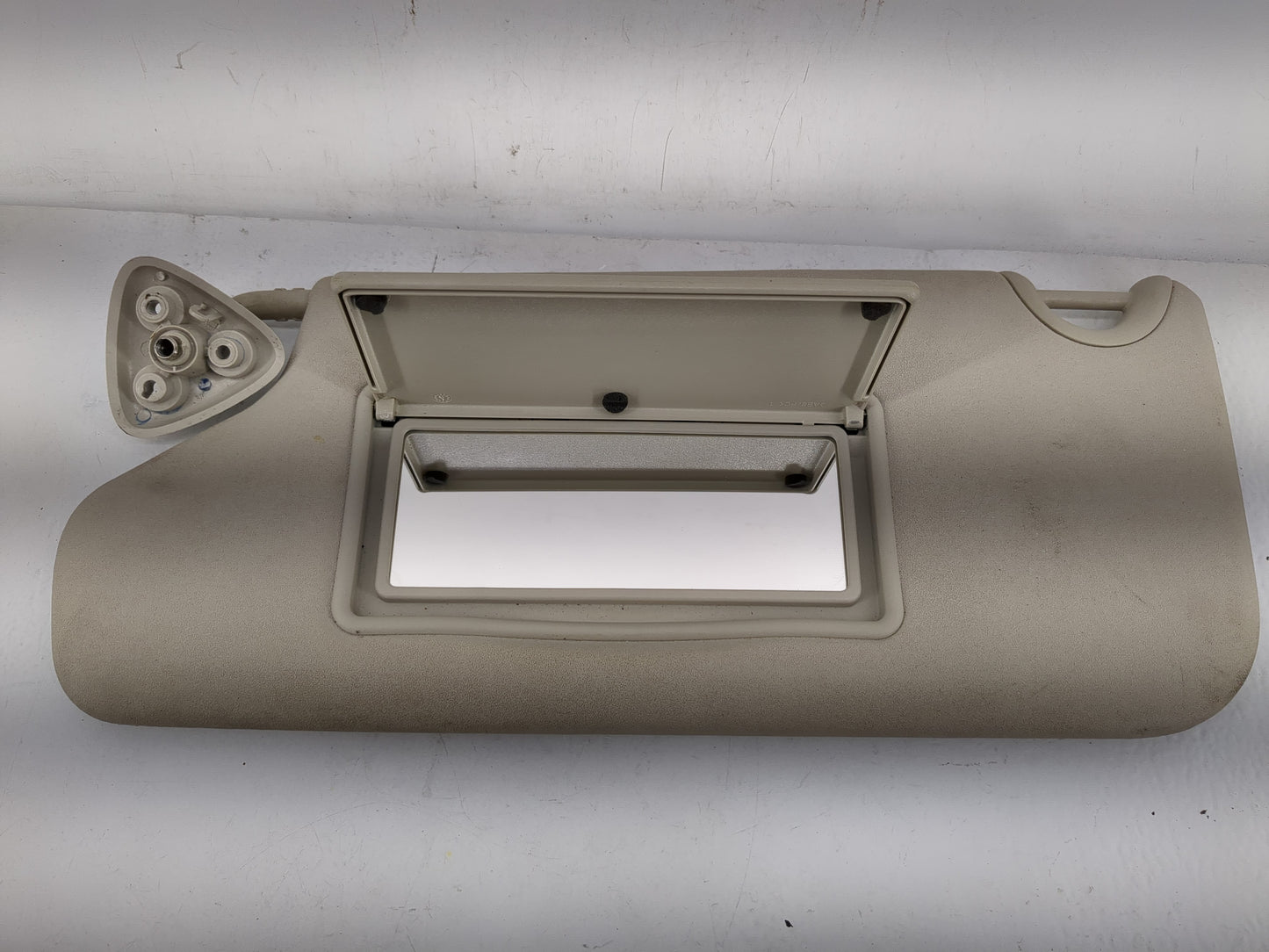 2012 Dodge Journey Sun Visor Shade Replacement Passenger Right Mirror Fits OEM Used Auto Parts - Oemusedautoparts1.com