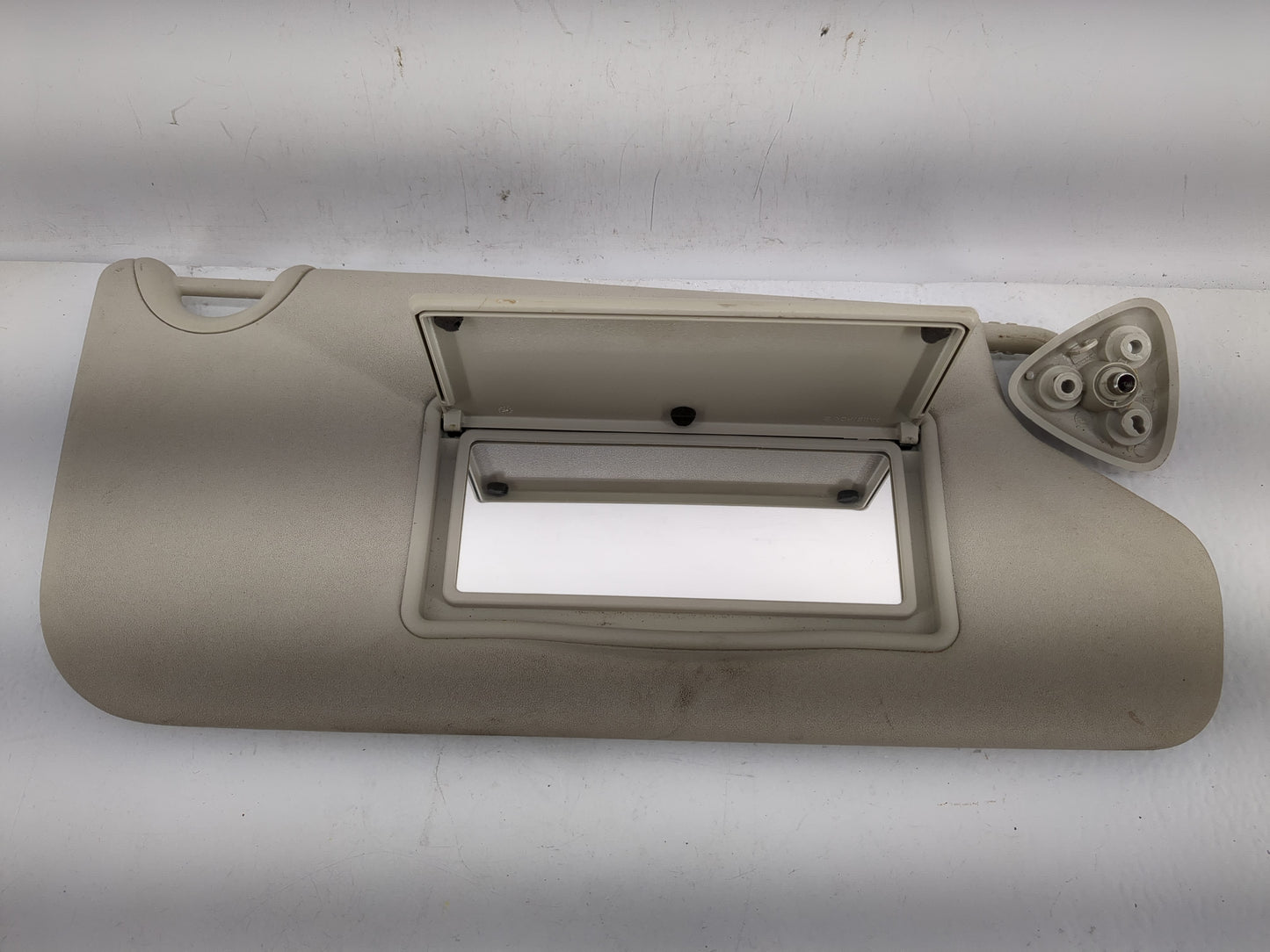 2012 Dodge Journey Sun Visor Shade Replacement Driver Left Mirror Fits OEM Used Auto Parts - Oemusedautoparts1.com